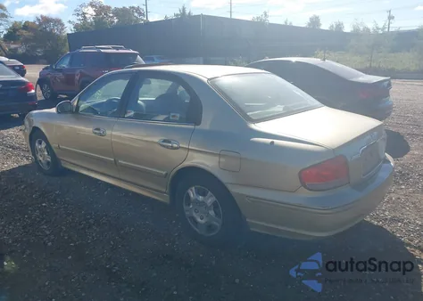 2002 Hyundai Sonata z USA, uszkodzony, nr VIN KMHWF25S32A669872